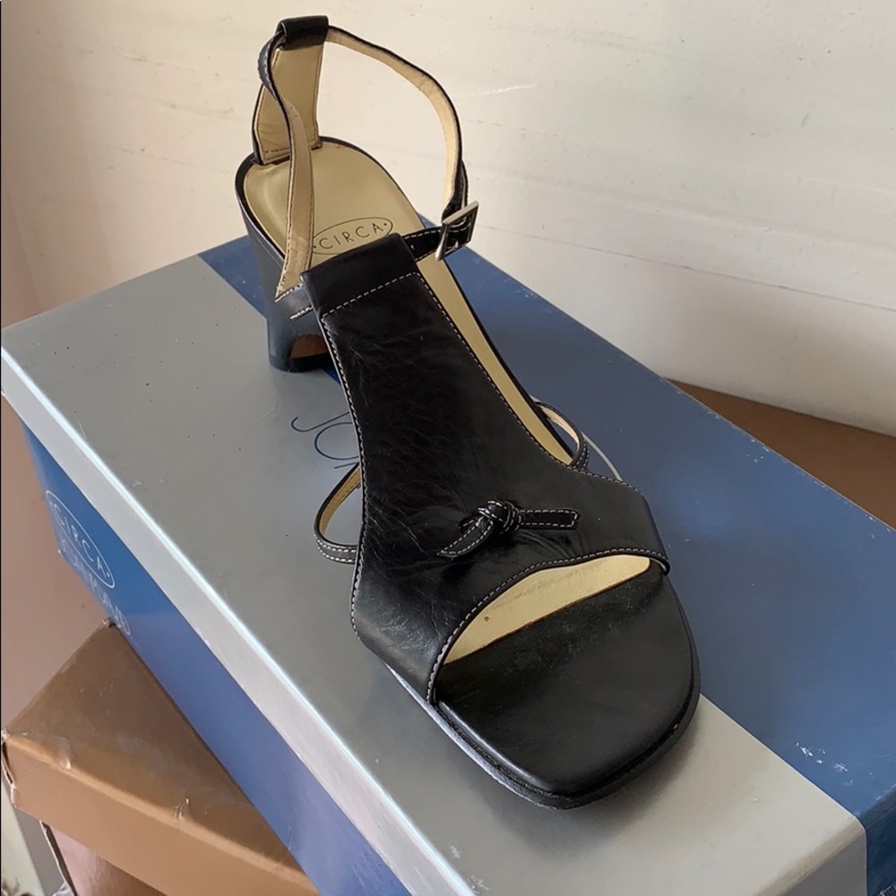 Gatsby heel by Joan & David